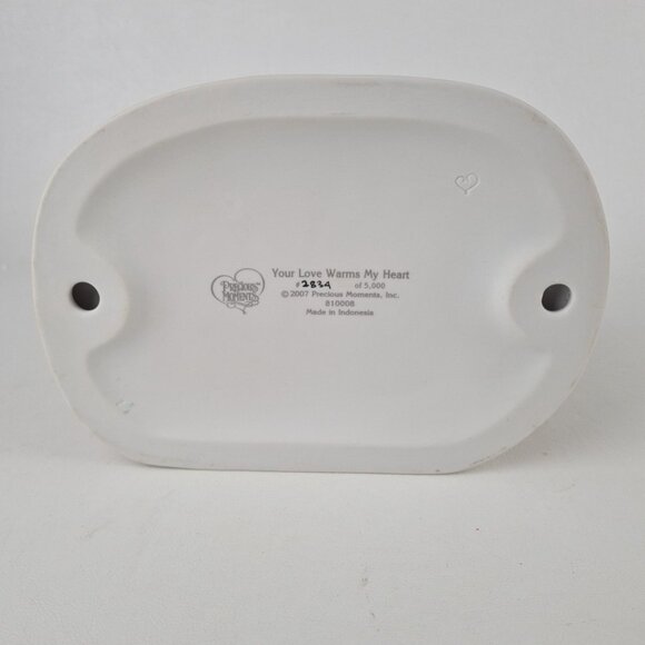 Precious Moments 810008 Your Love Warms My Heart Limited Edition Figurine - Picture 6 of 10